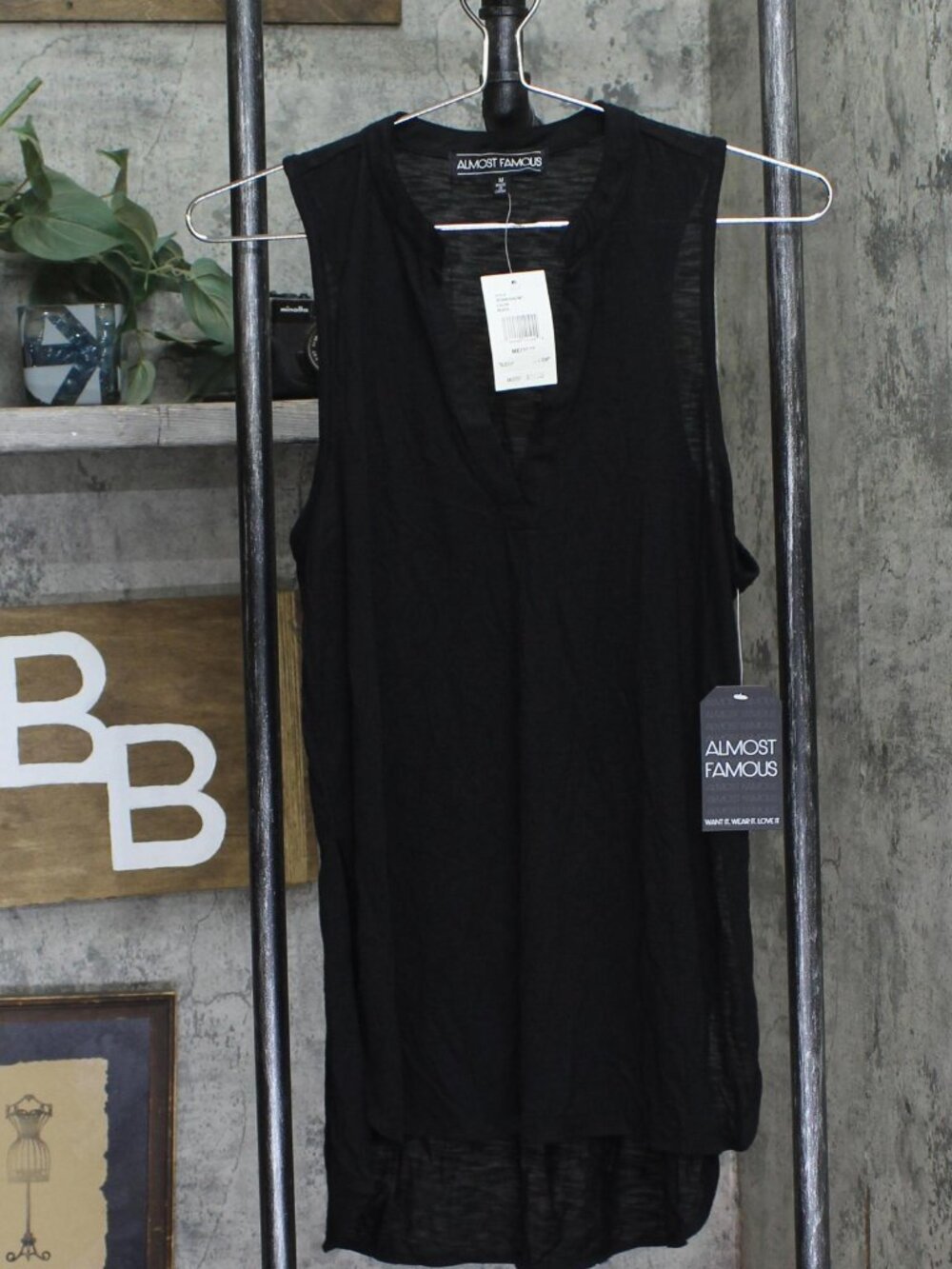 Almost Famous Black Almost Famous Juniors Knit Sleeveless Utility Top Sz M